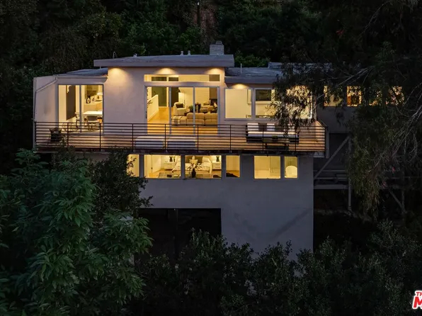 3564 Multiview Dr, Los Angeles, CA 90068