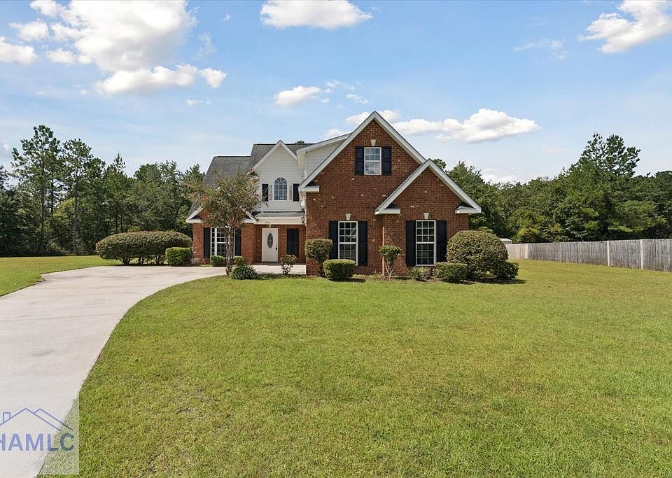 1st image of 12 Ashley Ln NE
