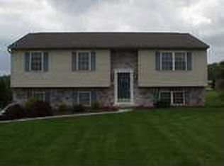 10 Rabbit Slide Rd, Etters, PA 17319