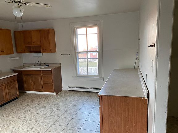 3rd image of 431 W 1st Ave #B