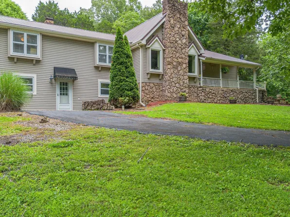 107 Lanes End Dr, Gilbertsville, KY 42044