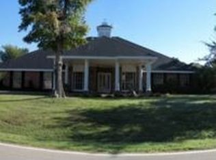 6414 Buena Vista Dr, Granbury, TX 76049