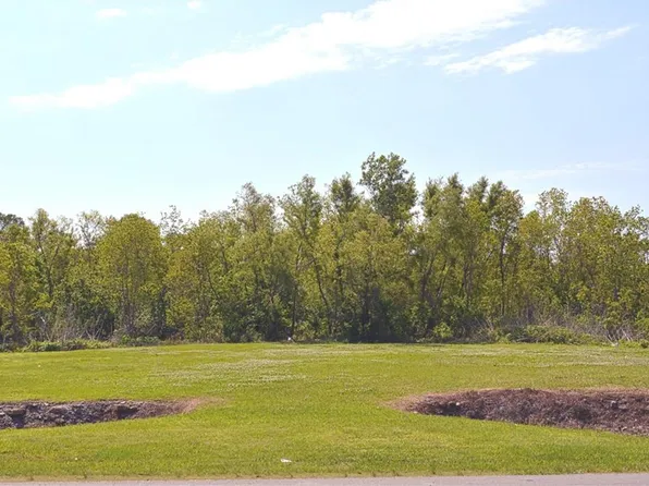 55207 Chef Menteur Hwy, New Orleans, LA 70129