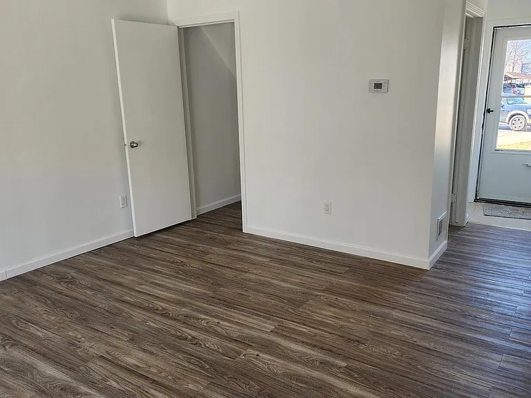 15572 Dupage Blvd #155752 — Photo 6
