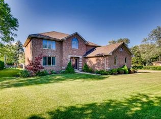 1208 E Camp McDonald Rd, Prospect Heights, IL 60070