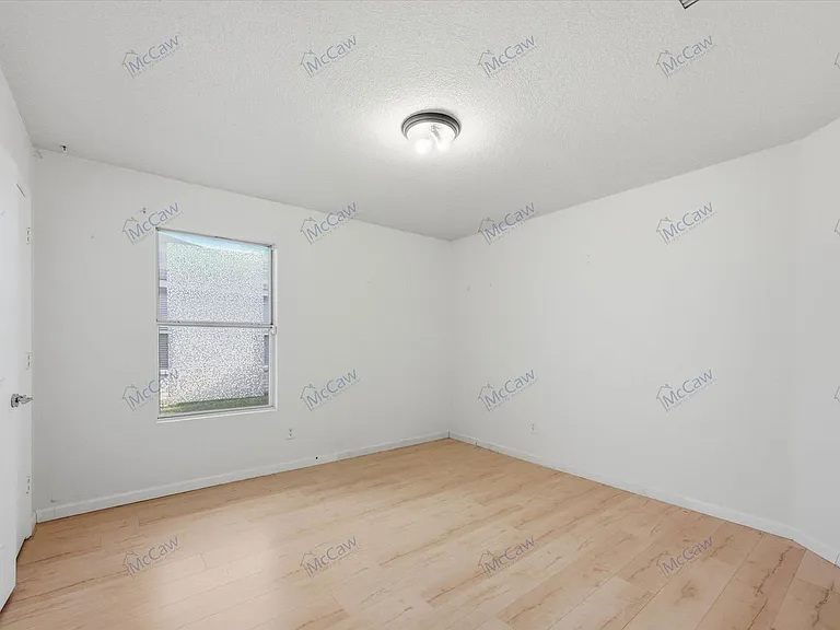 8401 Swan Park Dr — Photo 12