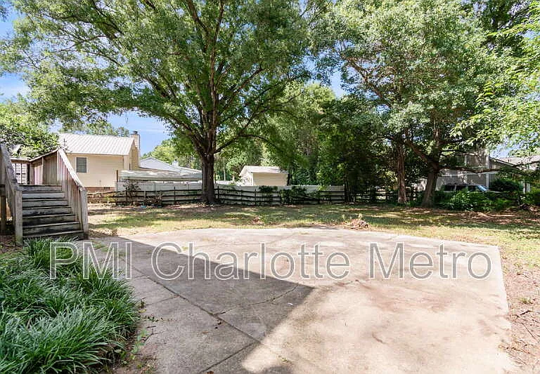 11241 Kingfisher Dr — Photo 18