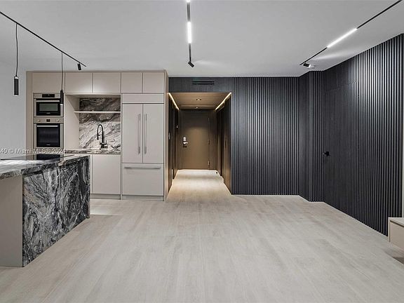 2nd image of 2301 Collins Ave APT 537