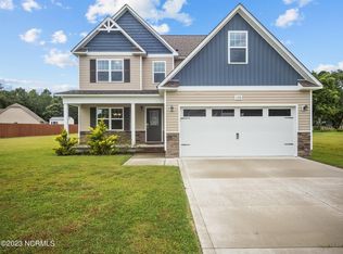 104 Tides End Dr, Holly Ridge, NC 28445