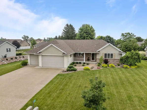 N2296 Heavenly Dr, Greenville, WI 54942