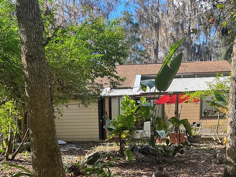 337 Kirkcaldy Dr — Photo 9