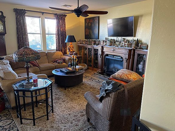 5th image of 46136 W Dutchman Dr