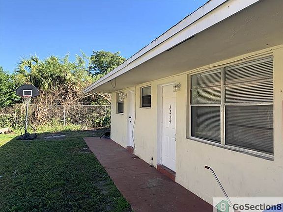 5th image of 2250 NW 59th Ter