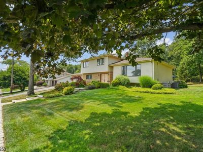 10 Stone Dr, West Orange, NJ, 07052