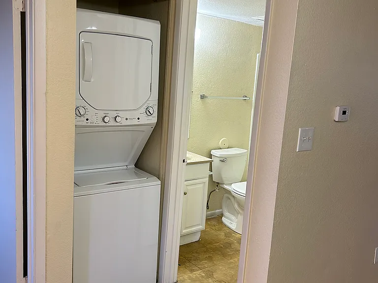 5223 W Myrtle Ave — Photo 5