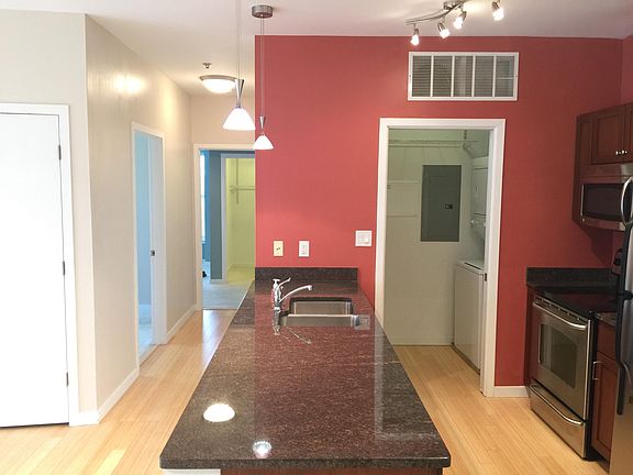 4th image of 849 Westgate Ave APT 303