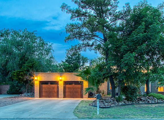 2nd image of 5266 Santa Elena Cir