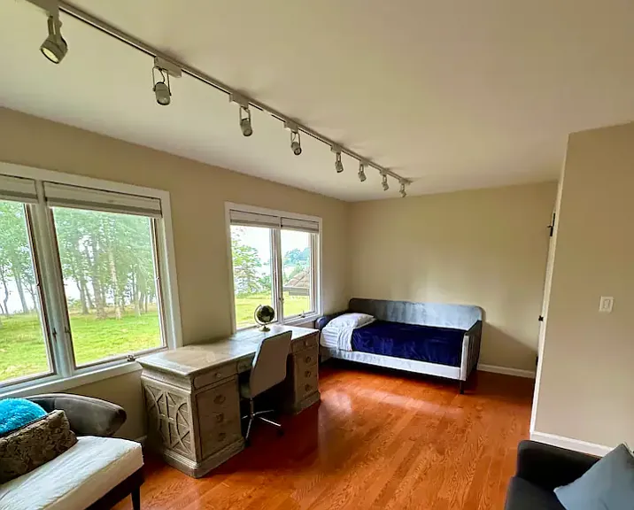 180 Hartshorne Rd — Photo 17