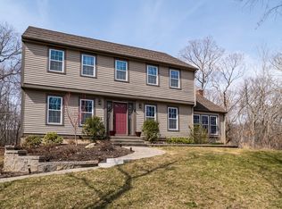 600 Nut Plains Rd, Guilford, CT 06437