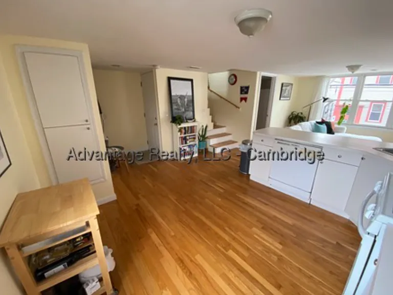 91 5th St #2 — Photo 4