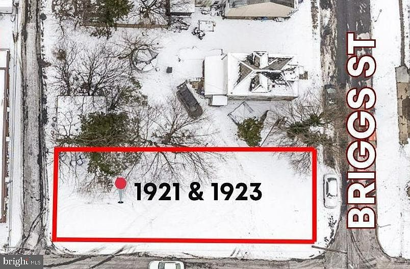 1st image of 1921 Briggs St