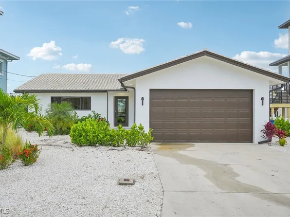 268 Ibis St, Fort Myers Beach, FL 33931