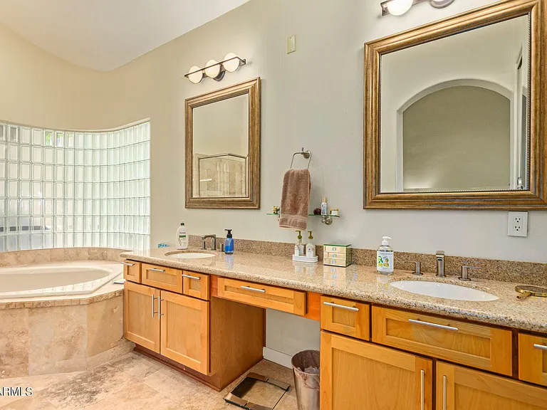 8117 E Cortez Dr — Photo 21