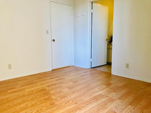 3rd image of 3654 Empire Dr #1035