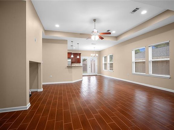 4th image of 2209 Maine Ave