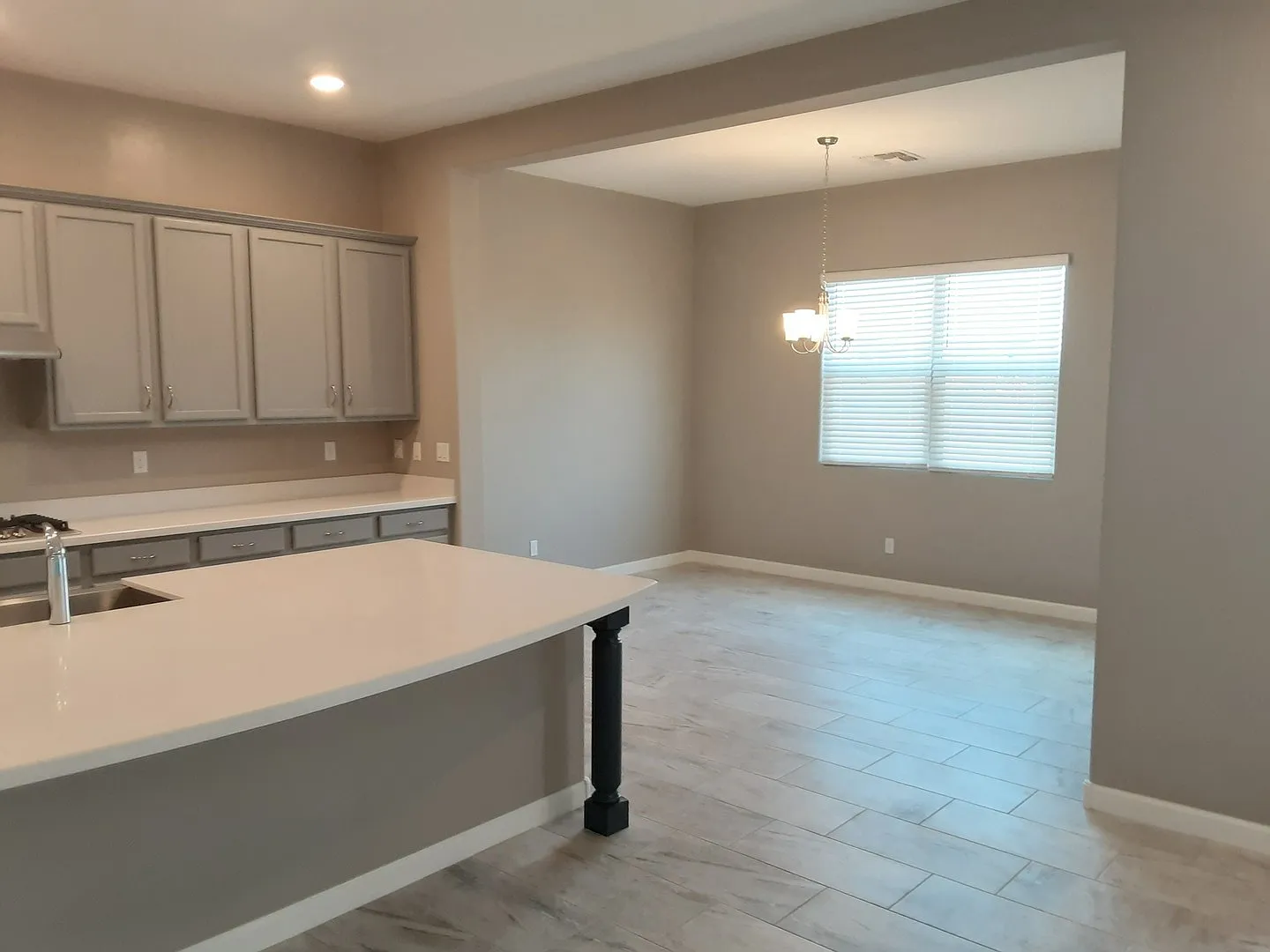 5Bdrm/ 3.5 bath in Saguaro Bloom, near Twin Peaks & Silverbell — Photo 4