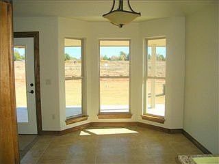 5th image of 2213 Crooked Oak Dr