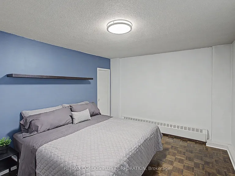 5949 Yonge St #208 — Photo 22
