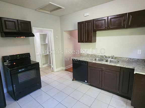 4th image of 56 Polar Rock Rd SW