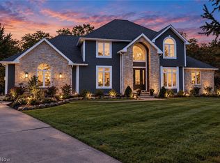 42 Ambrose Dr, Hudson, OH 44236