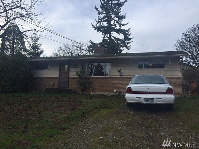 1st image of 18611 1st Ave S