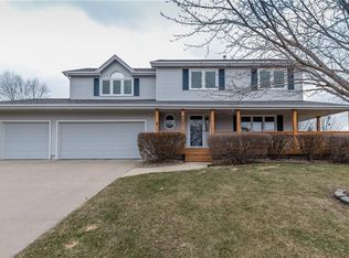 6801 Northglenn Way, Johnston, IA 50131