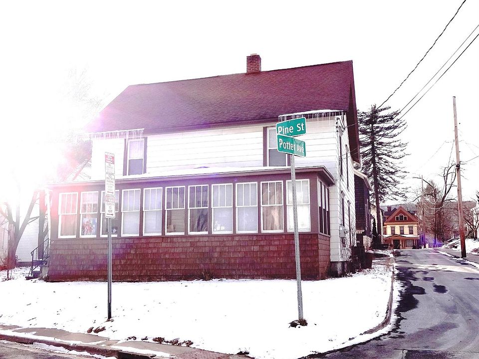 2nd image of 15-17 Pine St