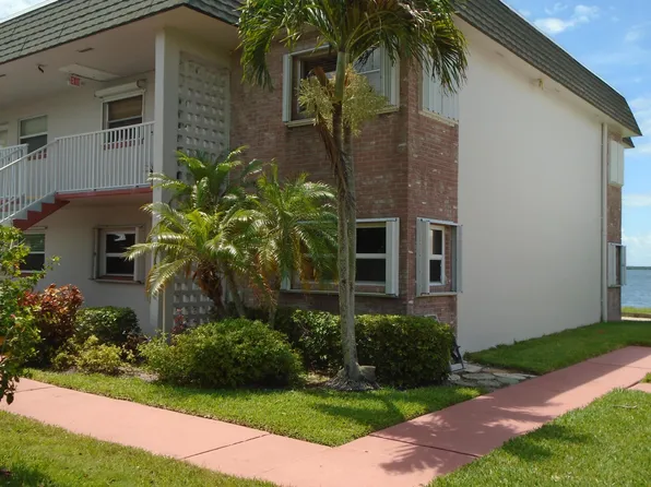 1133 Bayshore Drive #105, Fort Pierce, FL 34949