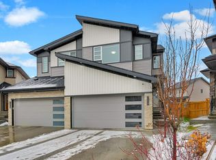 7234 Chivers Pl SW, Edmonton, AB T6W 4L4