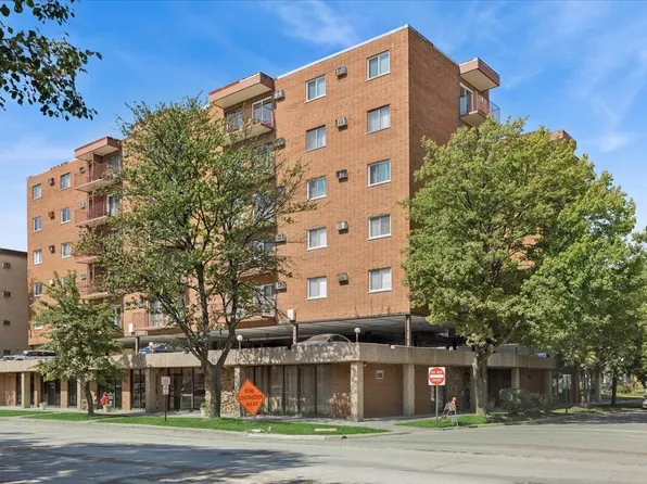 7830 W North Ave APT 415, Elmwood Park, IL 60707