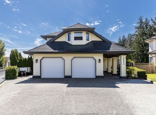 8573 142nd St, Surrey, BC V3W0S3