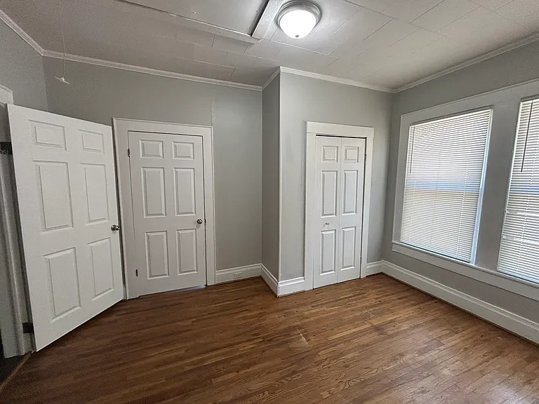 73 Douglas Ave NW — Photo 23
