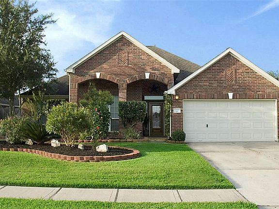 2nd image of 2605 Pebble Creek Dr