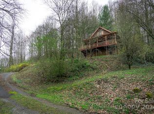 124 Duncan Rd, Waynesville, NC 28785