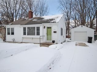 519 E Prairie St, Vicksburg, MI 49097