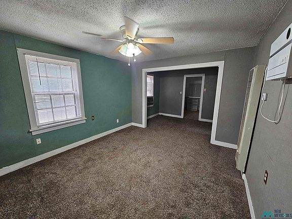 2nd image of 900 N Edwards St