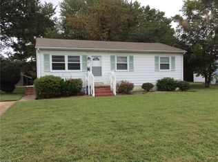 8 Northwood Dr, Hampton, VA 23661