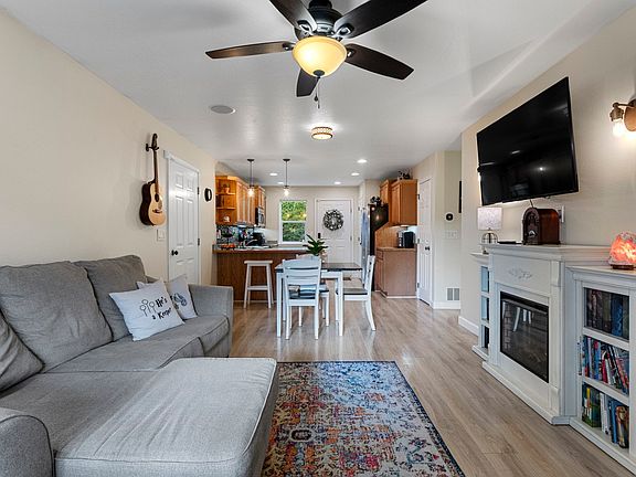 4th image of 4330 Deveraux Pl