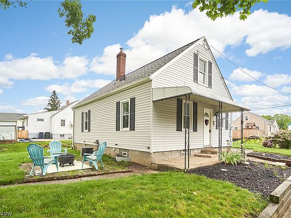 3rd image of 400 Ripley Ave