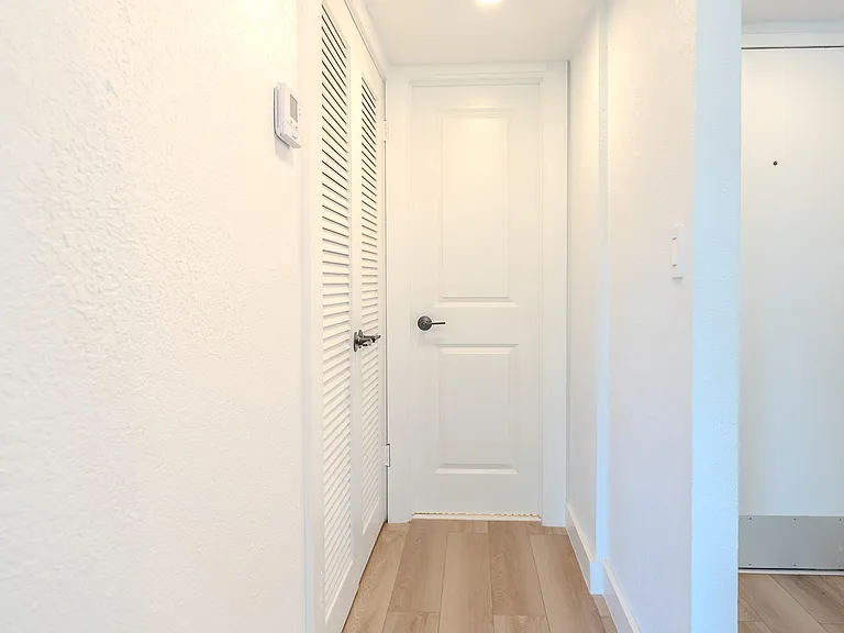 1220 71st St #37 — Photo 16